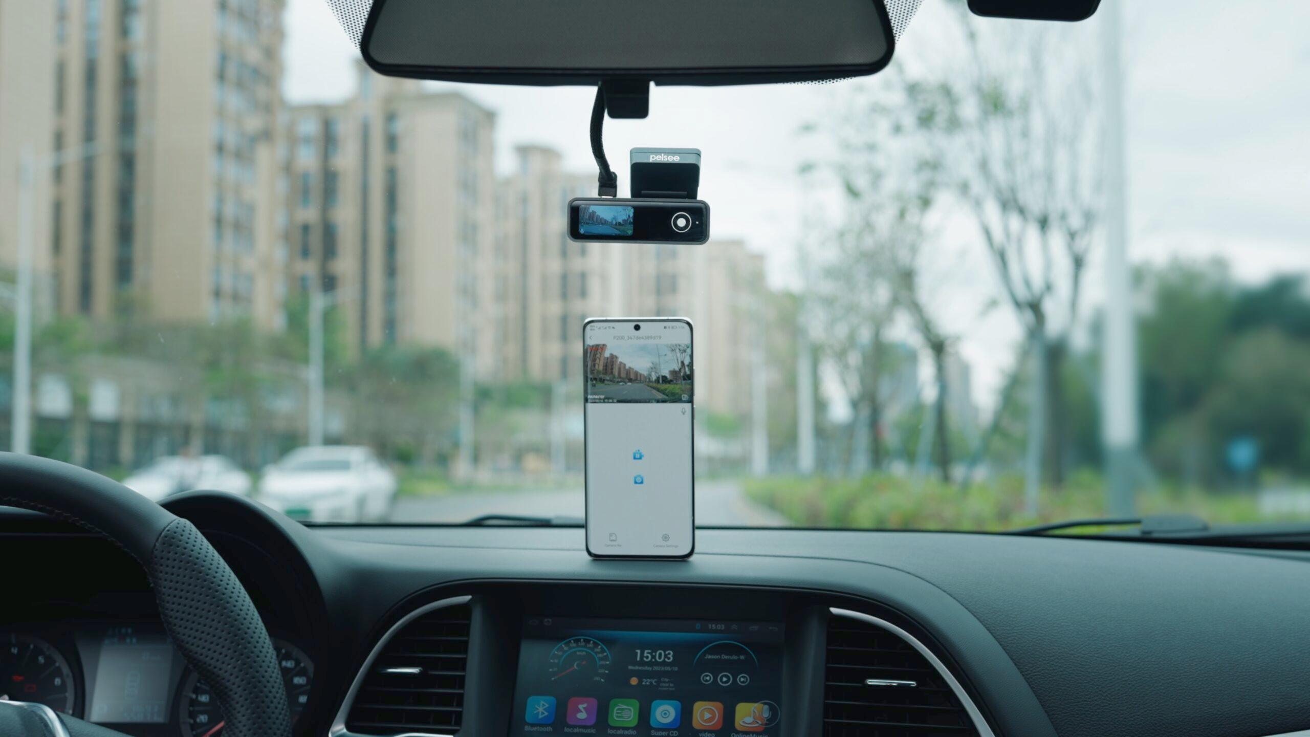 Harnessing Technology: The Benefits of a Dash Cam with Apps and Wi-Fi Connectivity